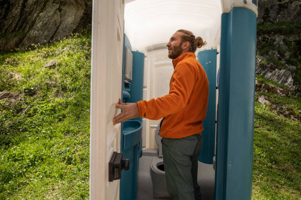 Affordable portable toilet rental in Williams Bay, WI